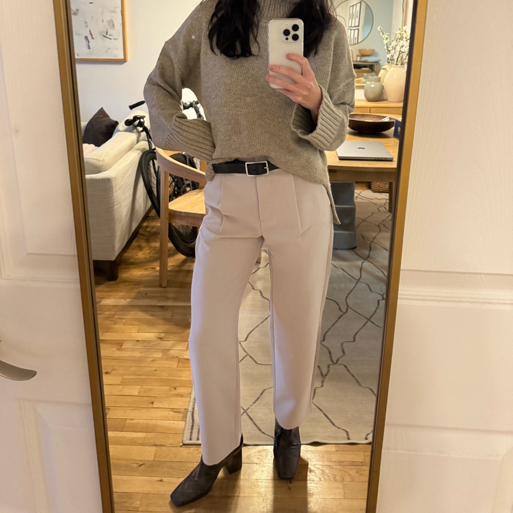Abercrombie tailored straight pants (short)